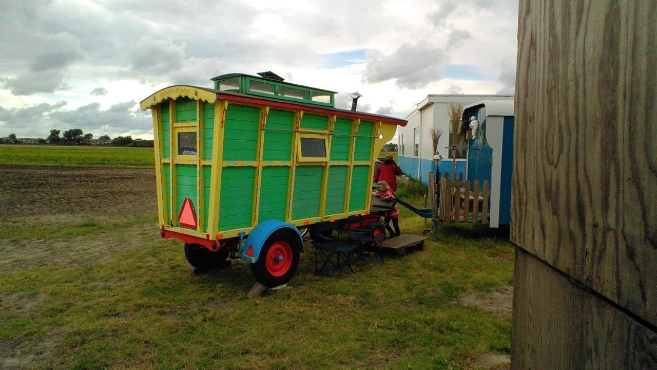 B&B Boerderij Rust, In Pipowagens! Den Helder Kültér fotó