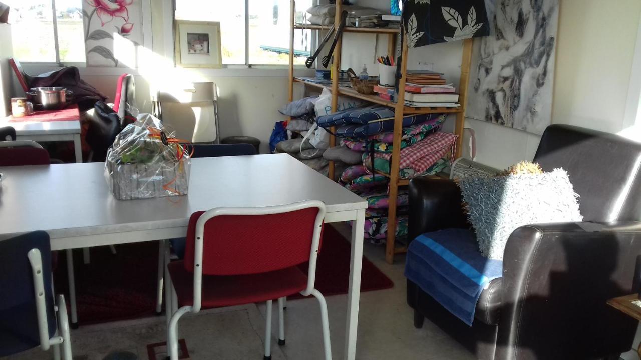 B&B Boerderij Rust, In Pipowagens! Den Helder Kültér fotó
