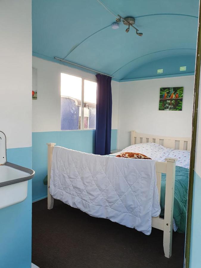B&B Boerderij Rust, In Pipowagens! Den Helder Kültér fotó